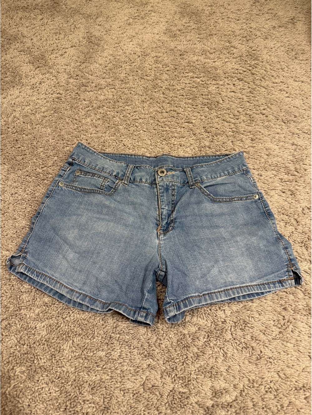Faded Glory Women's Denim Shorts Size 10 Light Blue